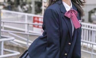 51.com网页上的热门话题：吃瓜类平台如何引导社会舆论
