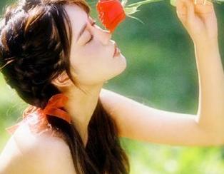 每日吃瓜网红视频：那些你不知道的明星趣事与囧态瞬间大揭秘！