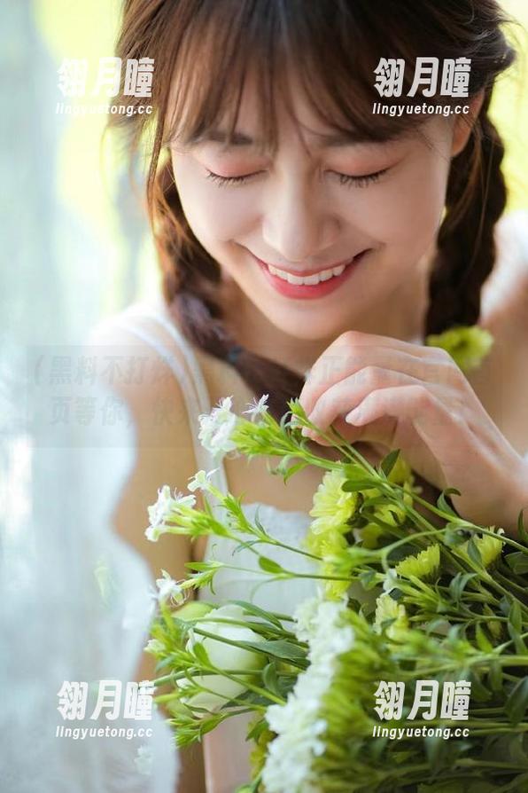 黑料不打烊正能量在官网首页等你，快来开心吃瓜收获满满能量！