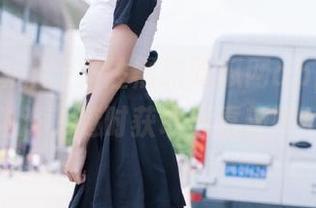 关注黑料吃瓜网app，永不迷路，随时获取惊喜新闻！