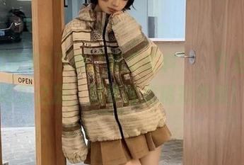 下载“黑瓜吃料”,开启你的吃瓜之旅,尽享各类精彩信息!